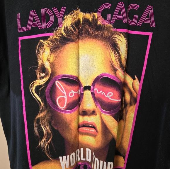 Lady Gaga Tshirt - Picture 2 of 4